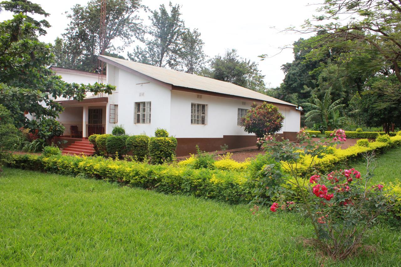 Hostel Hoff Moshi Exterior photo